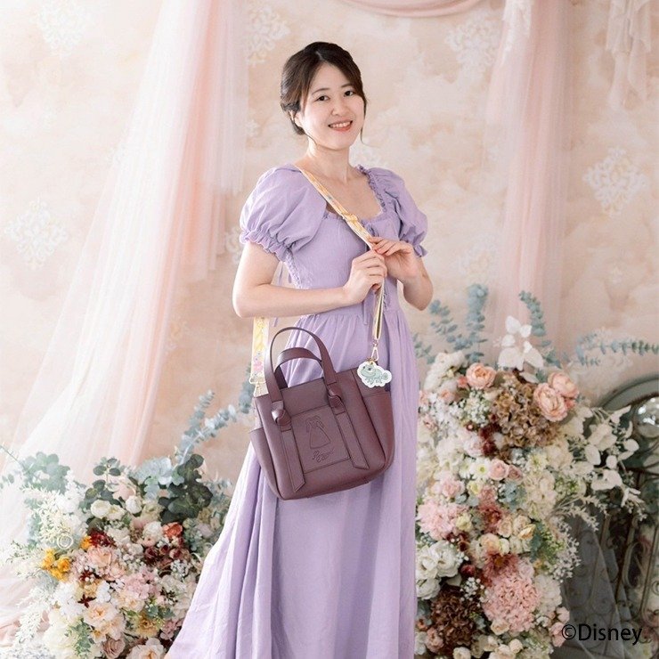 出所：しまむら公式　レディース　ショルダーストラップ(Disney/Lily)