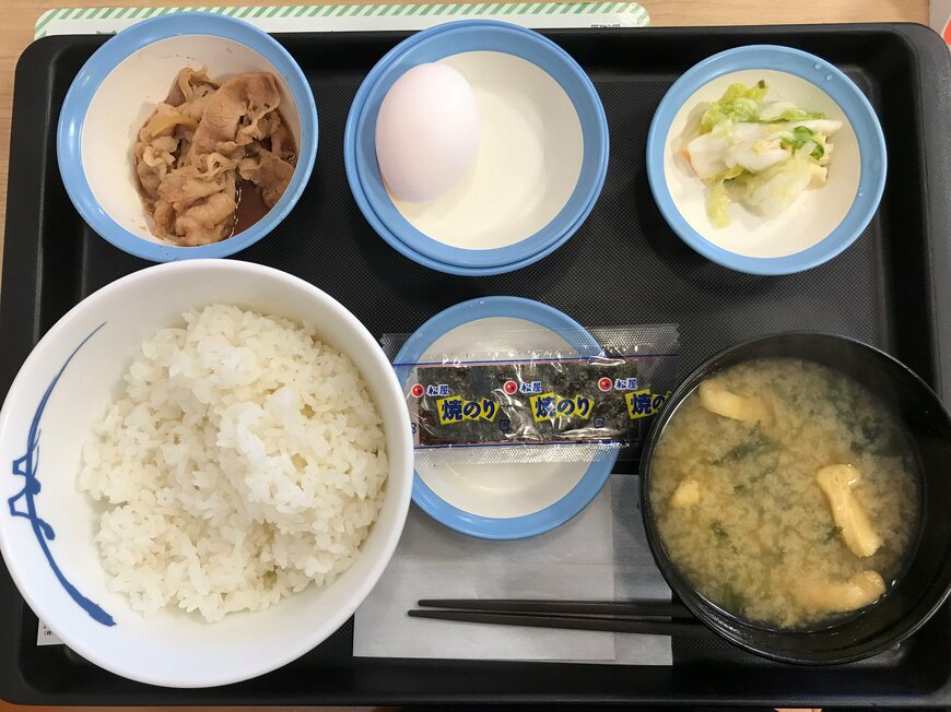 【牛丼】松屋の定番朝定食が高コスパ「最強のたまごかけご飯」を朝から楽しむ食レポ