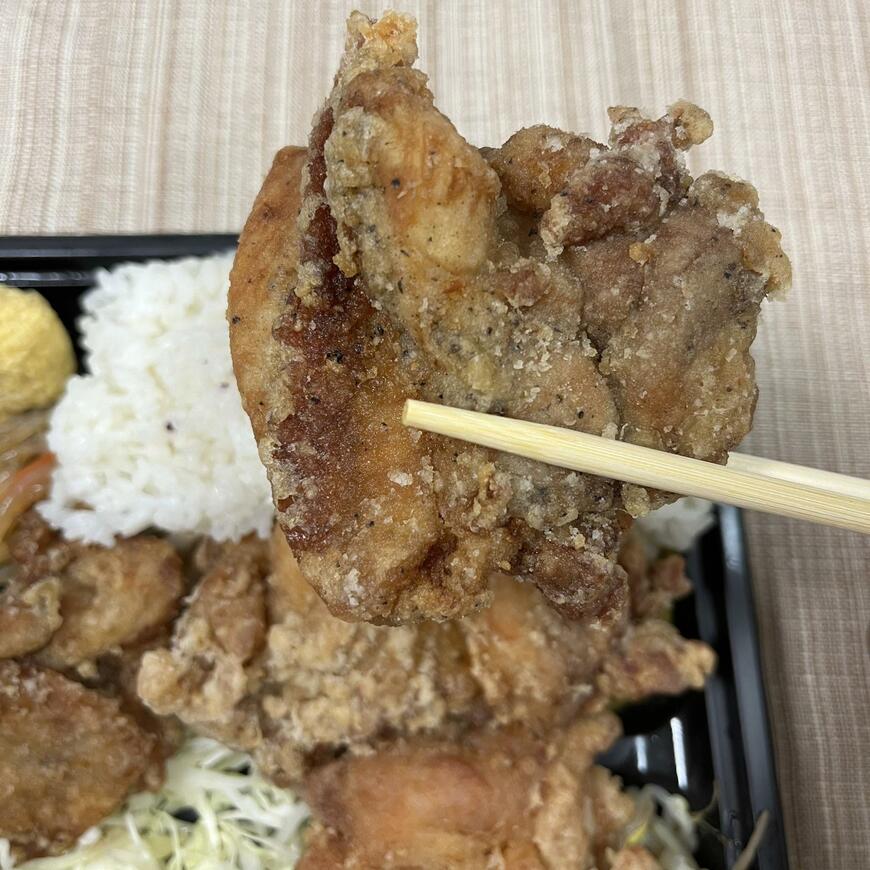 しっかり揚がって、衣も香ばしい。