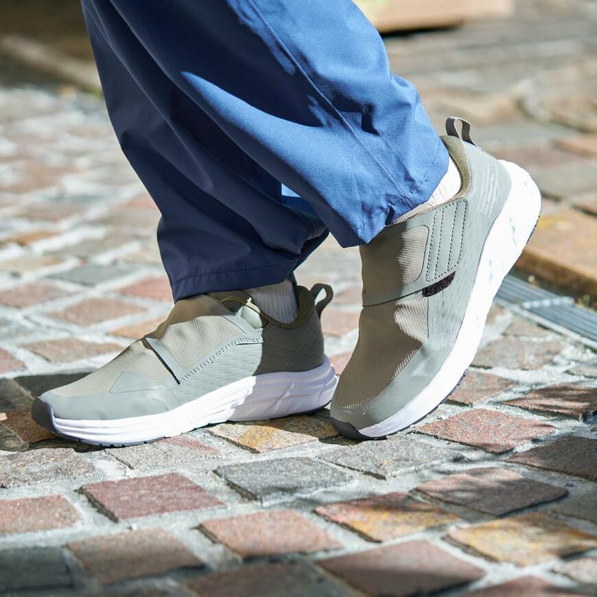 ワークマン アスレシューズストームランナー2