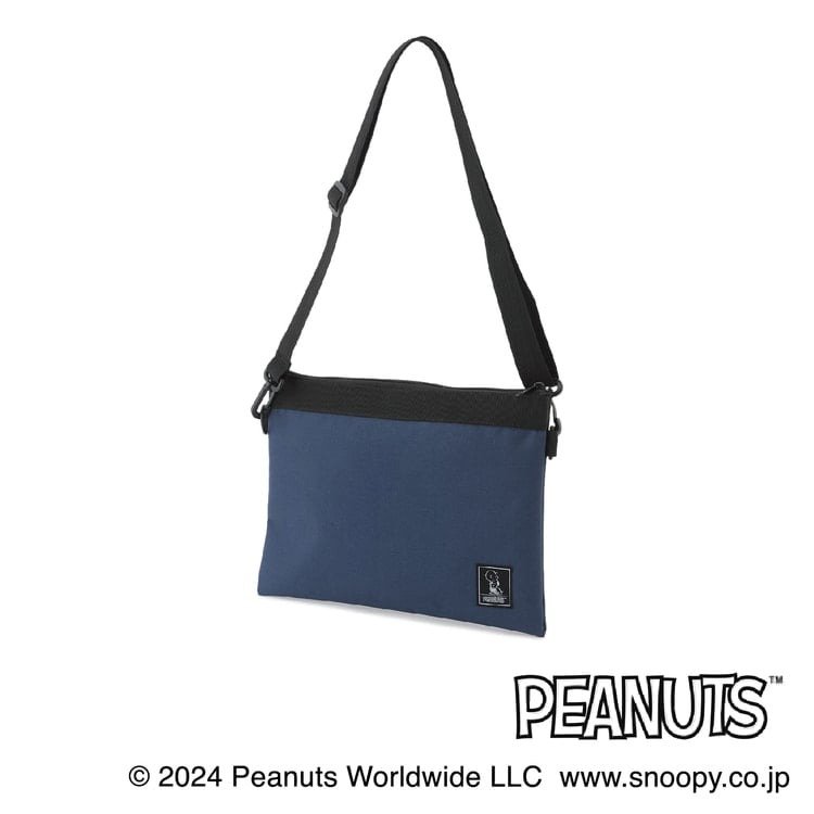 AOKI公式　AOKI＆PEANUTSコラボ 軽量 2wayポーチ