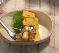 【節約弁当】上京したて料理初心者が鶏むね肉で作る「やきとり弁当」が話題