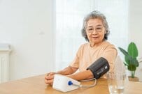 介護給付費は過去最高を更新、65歳以上の「介護保険料」が「高い自治体・低い自治体」はどこ？