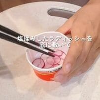 【旦那弁当】丸い「おにぎらず」が美しいお弁当の見栄えの良さについ見惚れてしまう！ギュッと詰まったたっぷりのおかずがボリューム満点