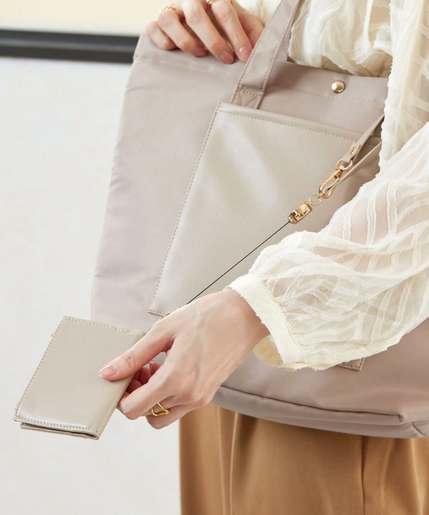 出所：パルグループ公式ファッション通販サイト 3COINS ミニマルウォレットカードケース