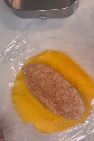 【圧倒的存在感】綺麗な木の葉型の「オムライス弁当」が可愛い！真ん中にあってインパクトばっちり