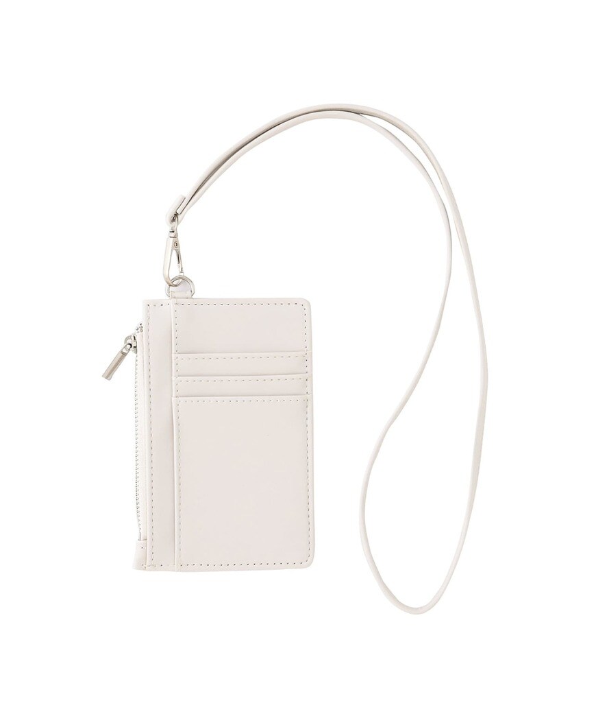 出所：パルグループ公式ファッション通販サイト 3COINS パスケース