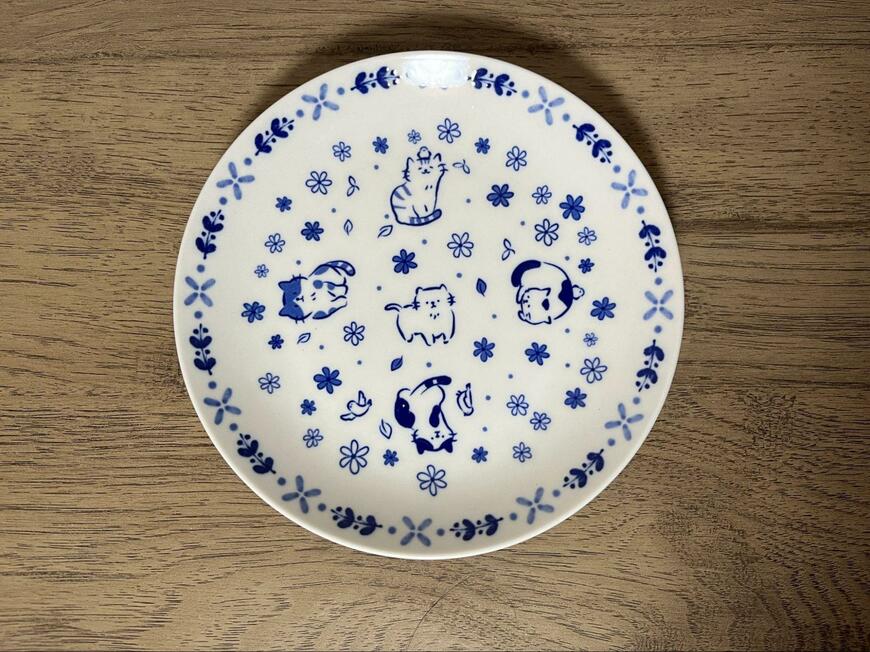 セリア、プレートM 藍色ねこ