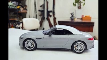 所ジョージ】屋根を白く塗ってみた…車のプラモデルを楽しむ様子が話題 