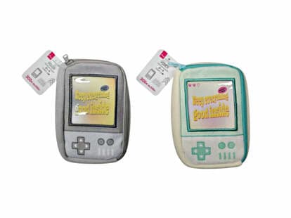 写真 | ダイソーに「ゲームボーイみたいなポーチ」が登場してた！平成