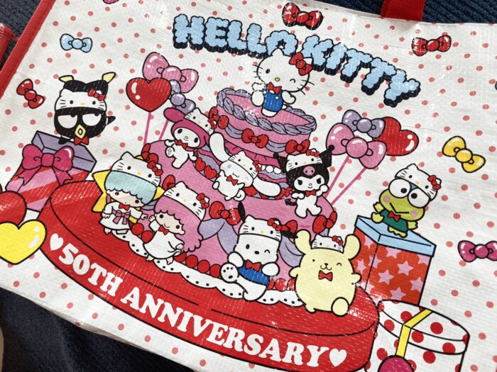 サンリオトートアップ