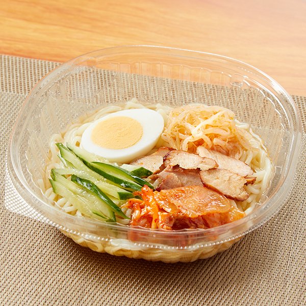 ファミリーマートの新商品:牛スープの旨み盛岡風冷麺