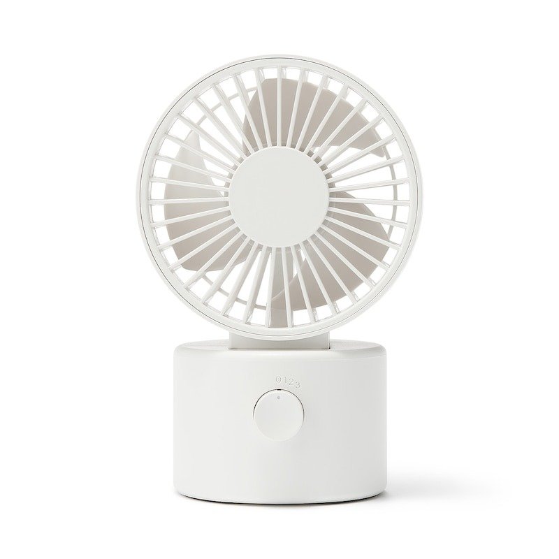 出所：無印良品公式　首振り機能付き　コードレスデスクファン