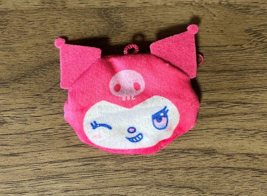 セリア　フェイスポーチ KU カラフル