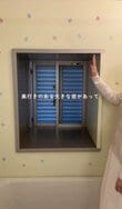 【築15年中古マンションDIY】親子で…寒すぎるお風呂→石タイルの北欧レトロな内窓をDIY！おしゃれな寒さ対策に「可愛い！」と話題
