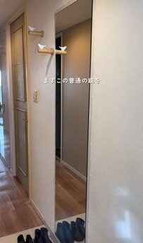 【築15年中古マンションを北欧レトロにDIY】リメイクしたアーチミラーで北欧テイストな玄関に大変身！