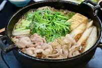 【静岡グルメ】「三笑亭本店」ですき焼きコースを堪能！人気のテイクアウトも