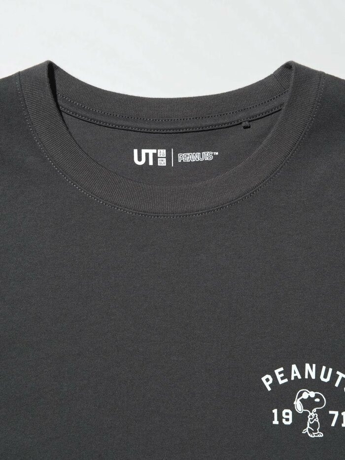 ピーナッツ UT（ダークグレー）