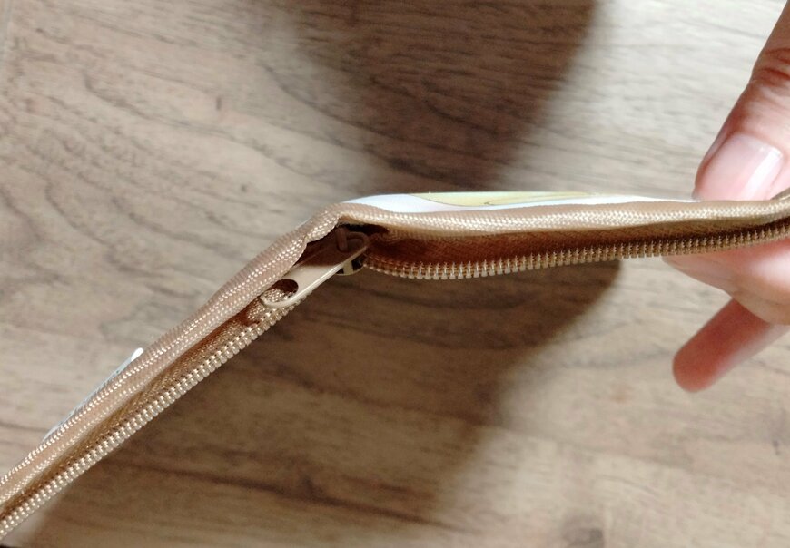 筆者撮影（セリア、通帳ケース/プー）