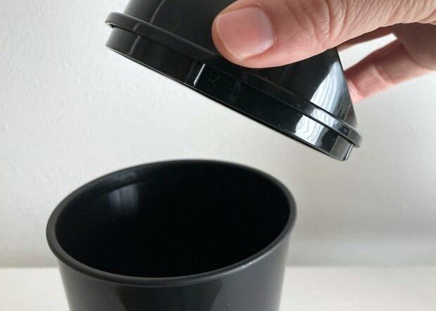 筆者撮影（セリア、車内用ダストボックス）