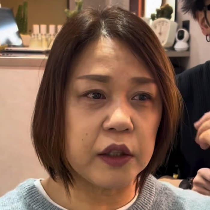 前髪のスタイルに悩む女性がお任せヘアで〈ふんわりボブ〉に印象チェンジ