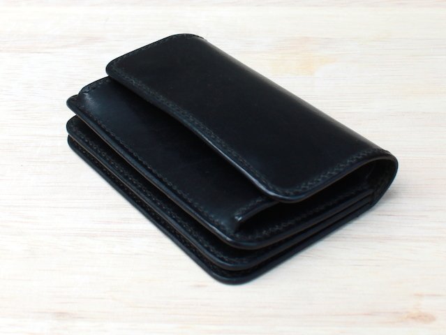 VA-VA - small wallet ¥21,600（税込）