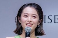 清野菜名 フードを被ったオフショットが大反響「天使ですか？」「斗真くん感じる」「どうしてこんなに…」