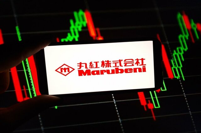 丸紅（8002）の株価は前日比+2.41％の上昇で反発。配当利回りは2.50％（2025年11月12日・株式取引概況）