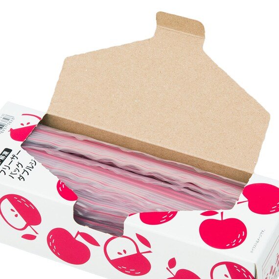 冷凍したフルーツやゼリーなどを入れるのにも重宝