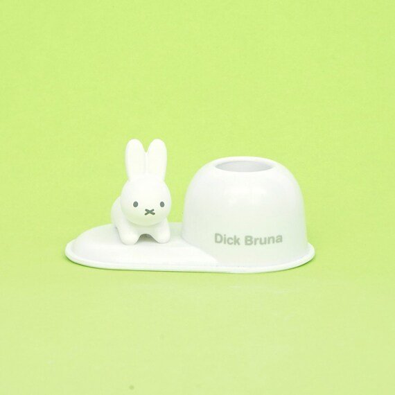 出所：ニトリ公式通販 ニトリネットストア 歯ブラシスタンド うさぎ