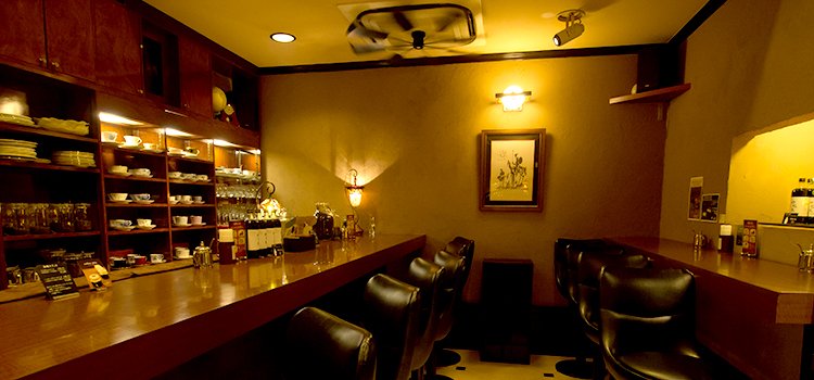 出所：Le Premier Cafe - ル プルミエ カフェ