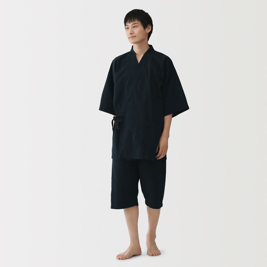 出所：無印良品ネットストア　紳士　しじら織り　甚平