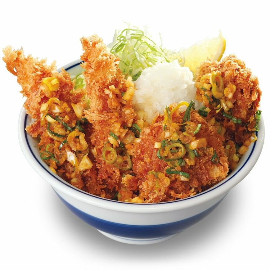 かつやの新商品：まぐろカツとささみカツの合い盛り丼