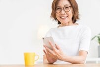 【老齢年金生活者支援給付金】いつから始まった？対象者は誰で、どんな場合に不支給になる？申請方法をわかりやすく解説！