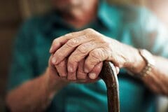 【給付金】今年から年金生活者支援給付金の支給額が下がりました。なぜでしょうか？