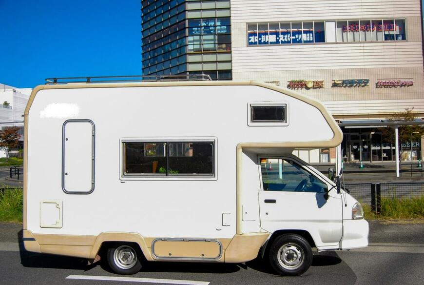 キャブコンタイプのキャンピングカー
