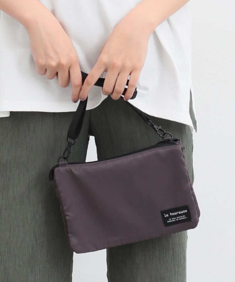 出所：ハニーズ公式通販 ミニショルダーバッグ