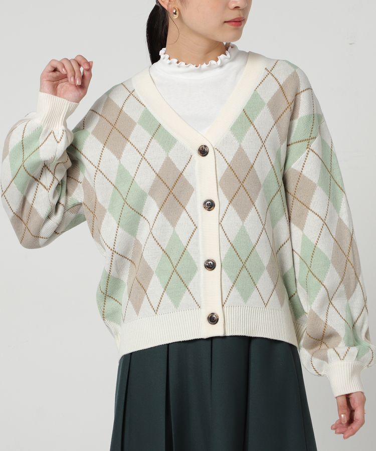 出所：ハニーズ公式通販サイト 総柄カーデ