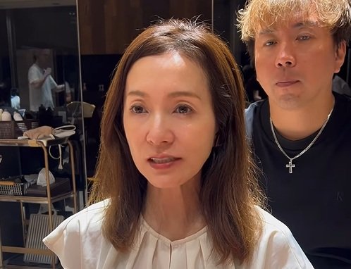 「若々しい髪型」を希望する女性　前髪を作って大変身した姿に反響