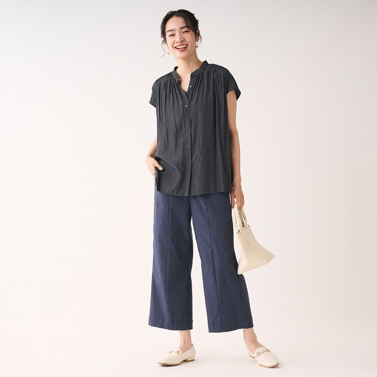 出所：ケユカ公式　プロバンス＆無地ギャザーブラウス