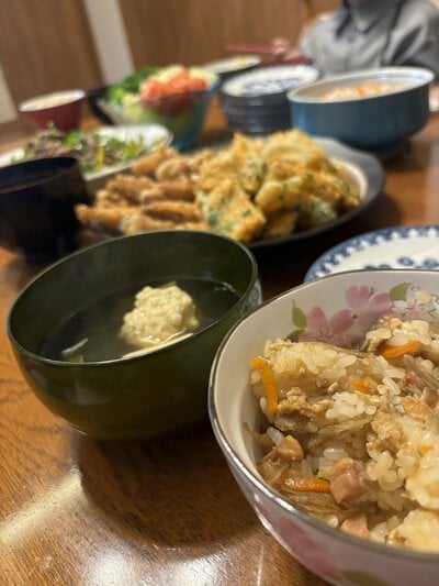 美味しそうな料理の数々
