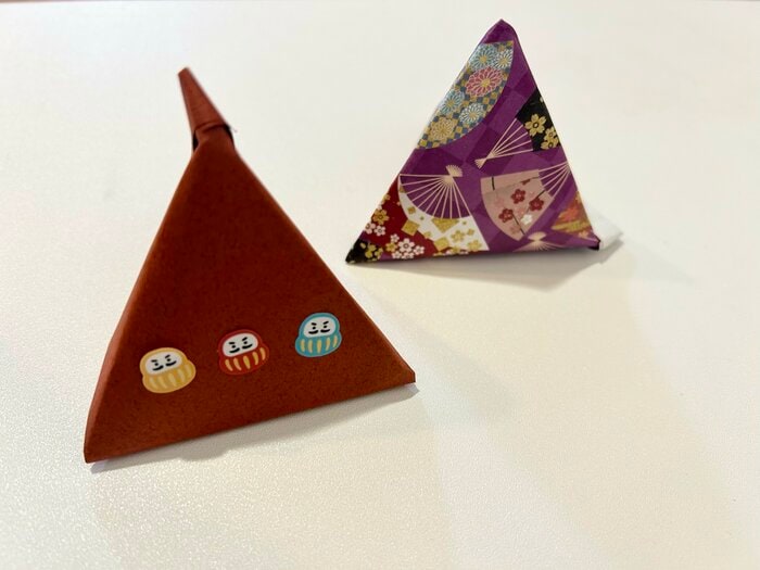 テトラ型と呼ばれるラッピングの折り方を試してみました