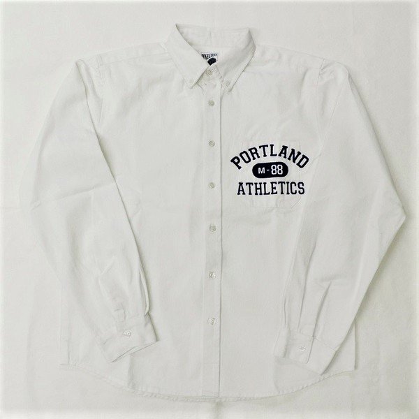 PINECONE - L/S TWILL EMBROIDERY B.D SHIRT ¥11,880（税込）