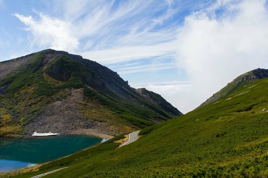 登山にかかる費用は年間4万7100円。年8.2回で1回あたり約5700円、国内観光旅行と比べると