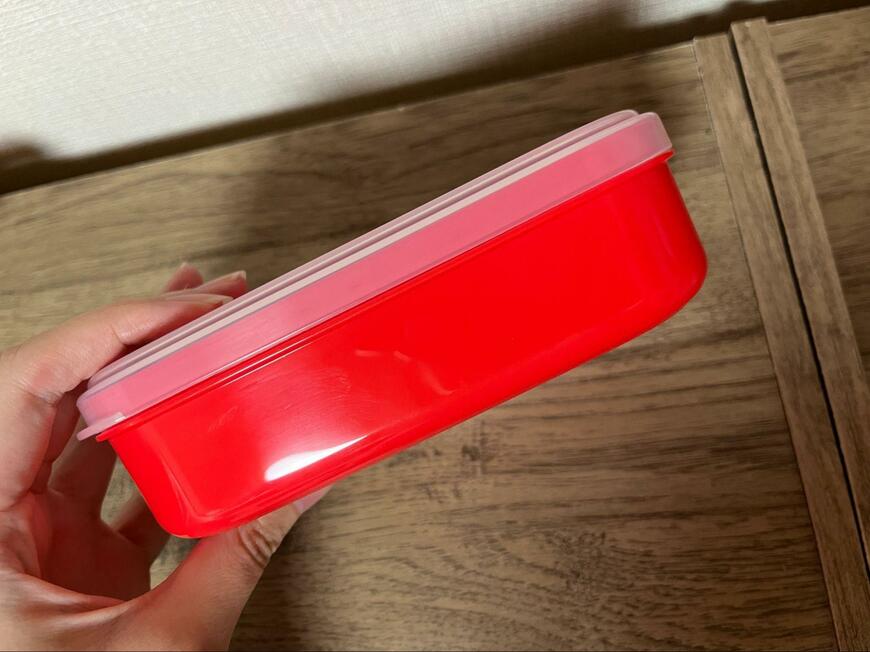 セリア、K682 お弁当箱レトロフルーツ L