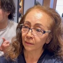 ビフォーアフターに「嘘みたい」と笑顔！大胆カットでスッキリショートに「素敵です」の声