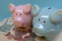 共働きでも「なかなか貯まらない」家庭が長期休暇に見直したい習慣3つ