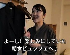 朝食ビュッフェの会場にはどんな服装で行く？「私なら着替える」「確認してから行く」などの声が集まる