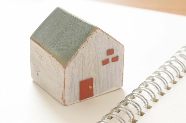 放置すると最大10万円の過料？【相続登記義務化】過去に相続したものも対象に。猶予期限は約半年《2027年3月31日まで》
