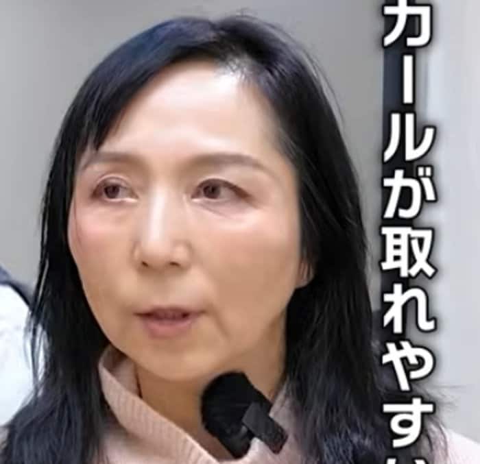 ロングヘア女性が『オン眉×巻き髪風ボブ』へ！優雅で女性らしい姿にスタイルチェンジ